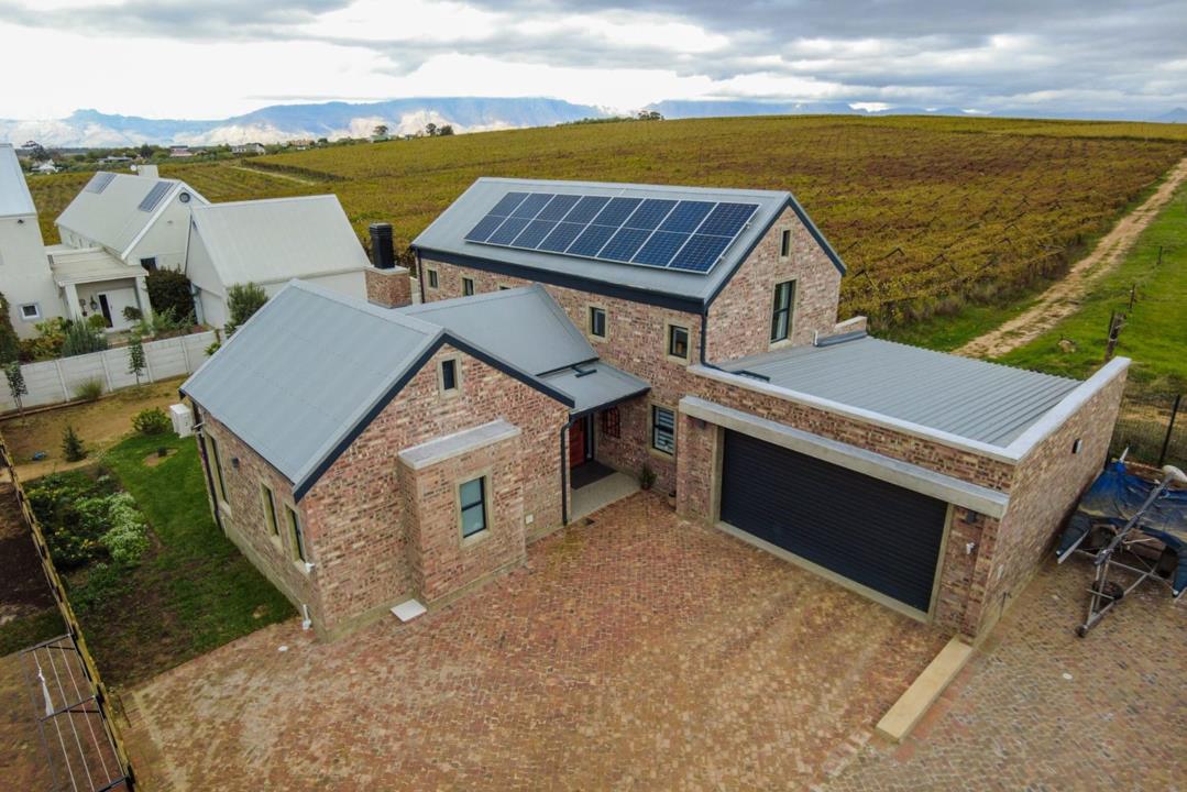 Listing number: P24-115655337, Image number: 1