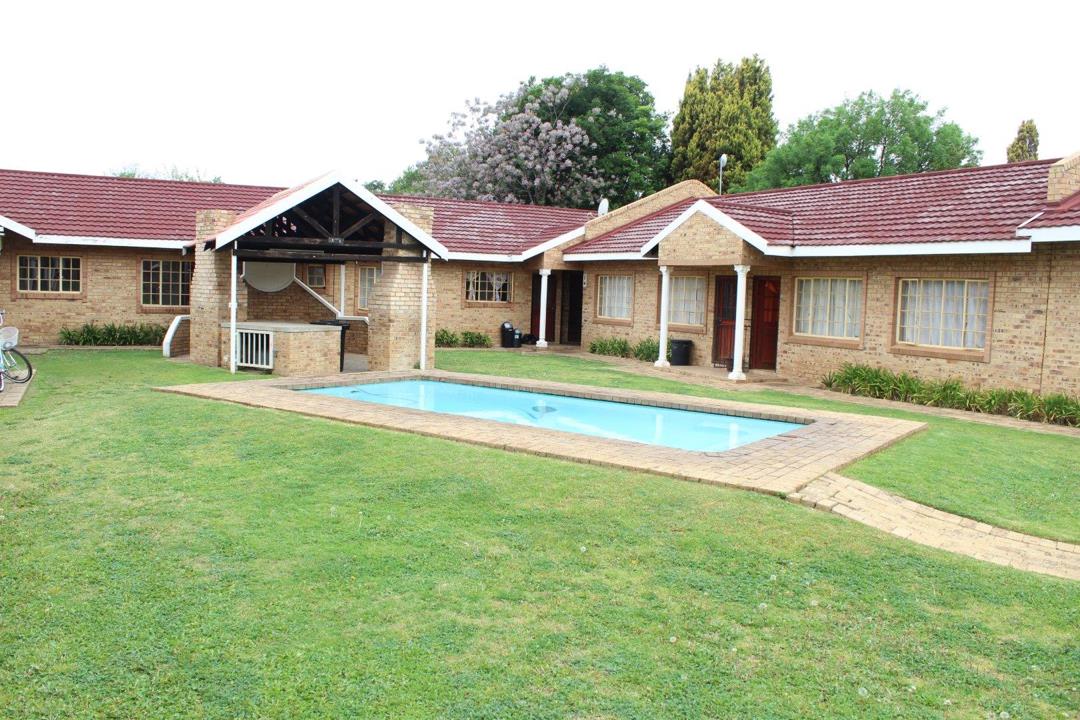 Listing number: P24-116740311, Image number: 1