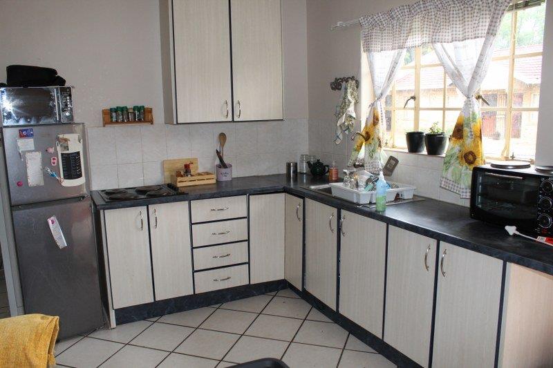 Listing number: P24-116740311, Image number: 2