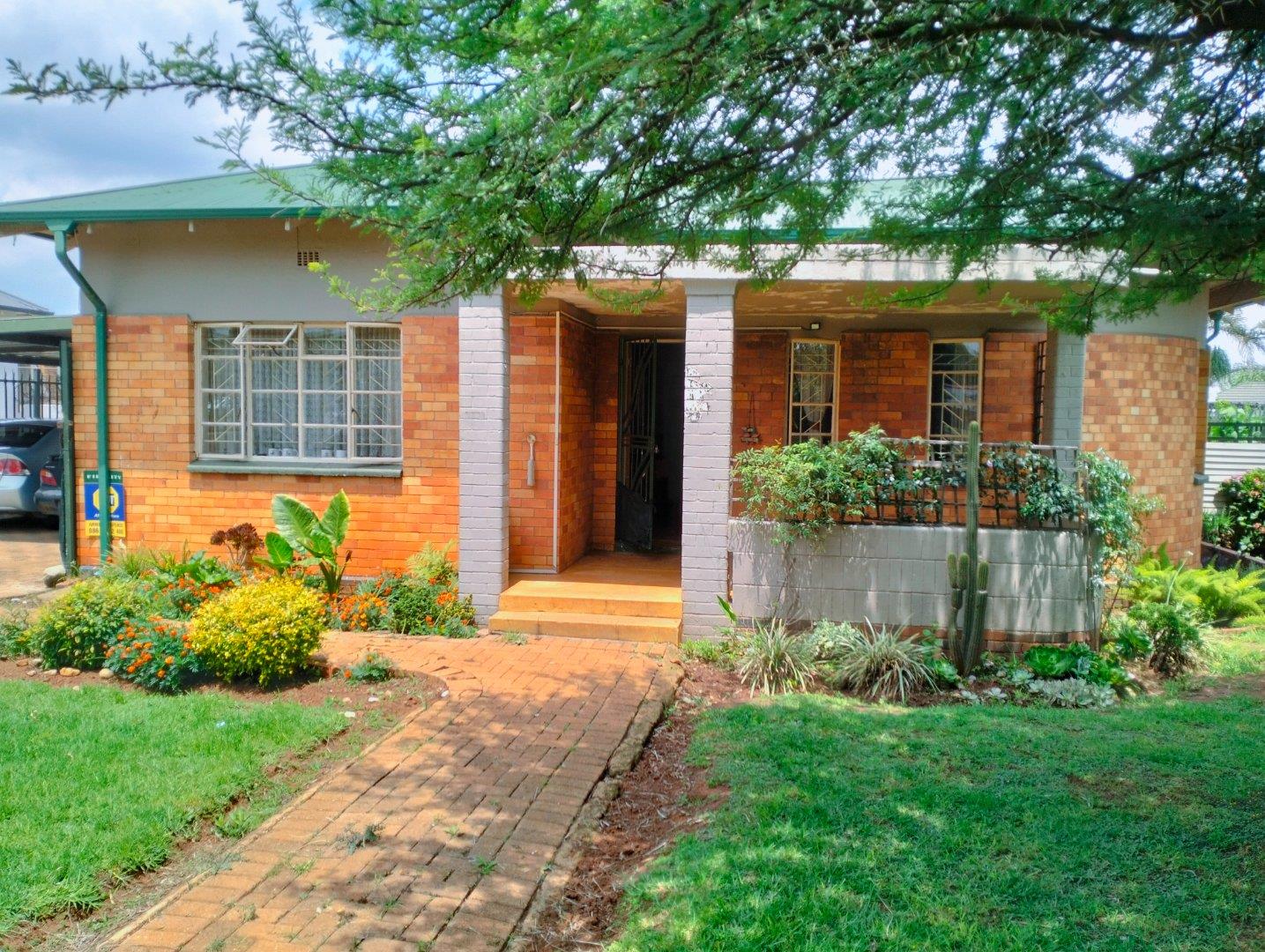 selection-park-property-property-and-houses-for-sale-in-selection