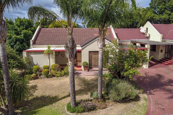 Experience calm and comfort in the highly desirable De Oude Renbaan Estate – a safe, welcoming community created for relaxation and ...