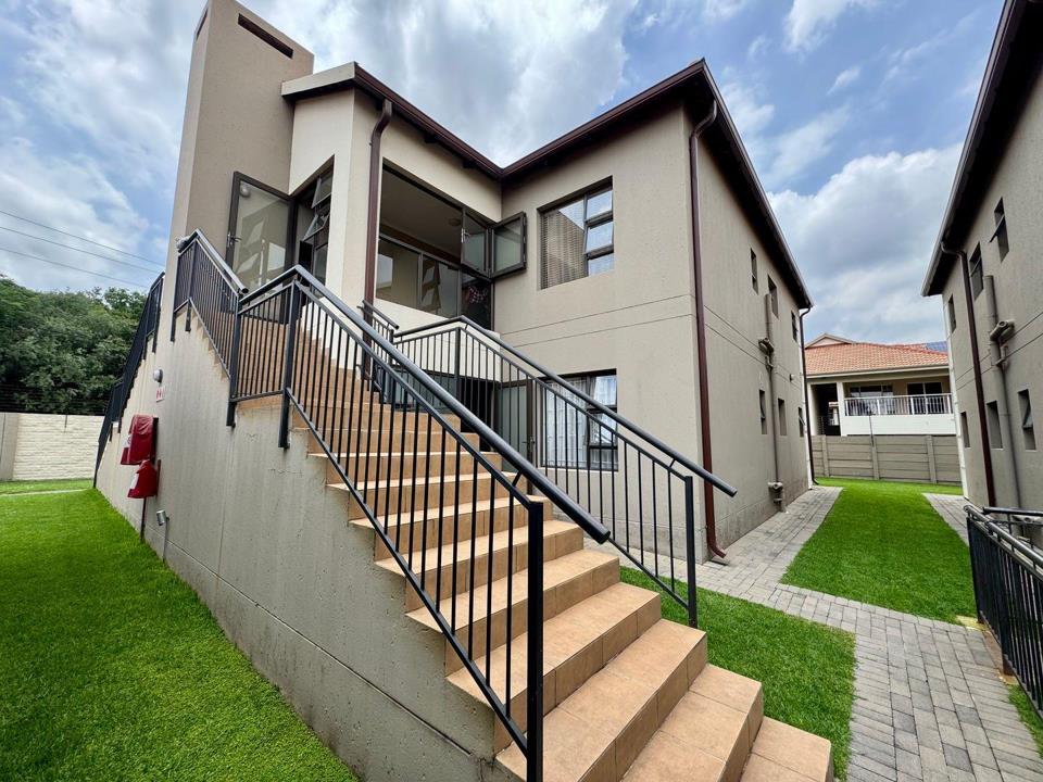Listing number: P24-116750359, Image number: 1, Image