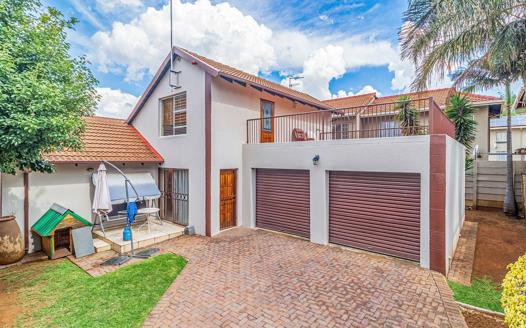 3 Bedroom House for sale in Eden Glen