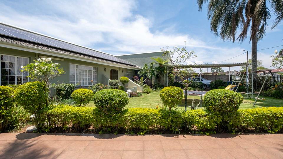 3 Bedroom House for sale in Howick West - 16 Rose Avenue - P24-116752348