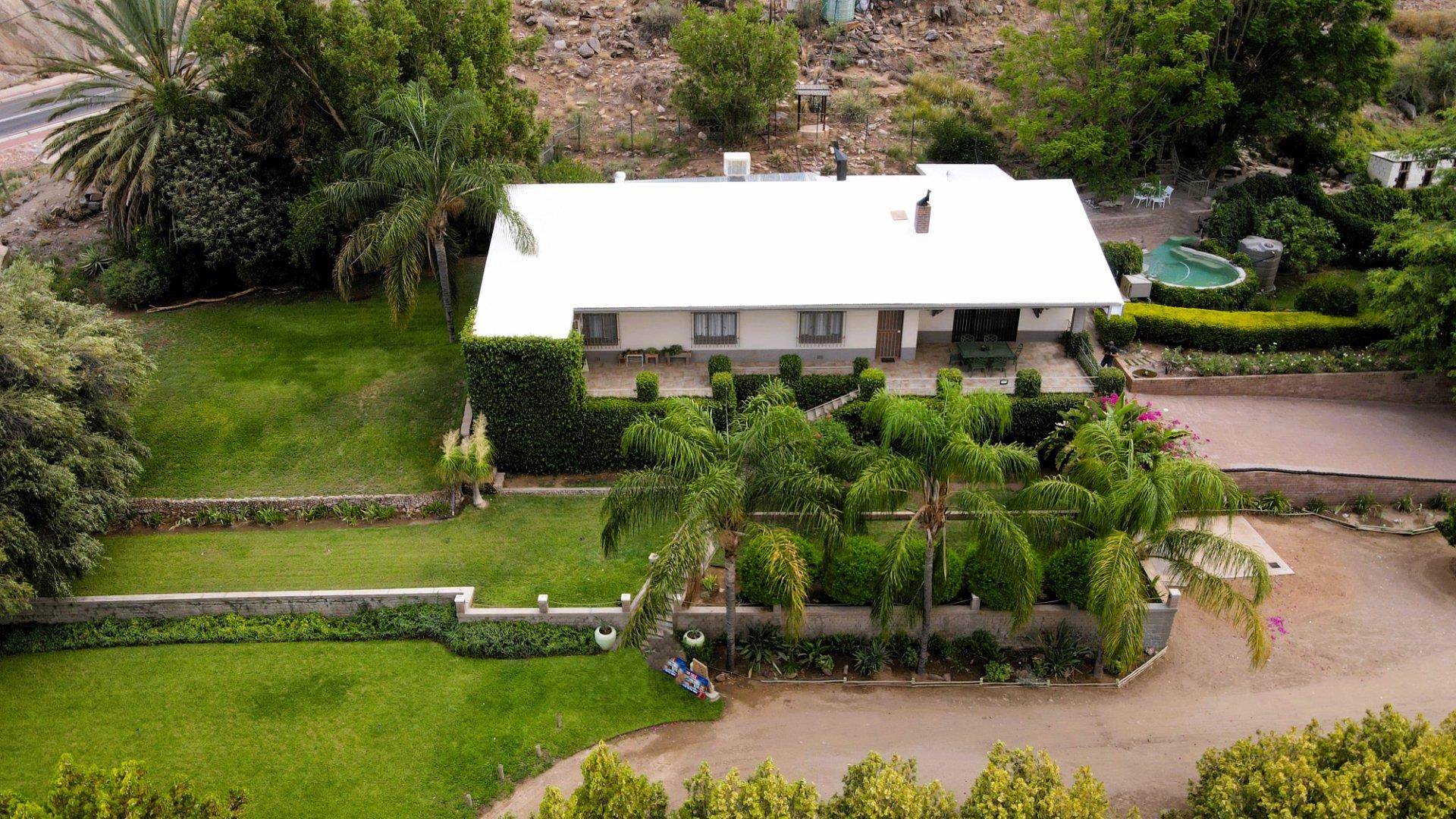 5 Bedroom House for sale in Upington Rural - P24-116752630