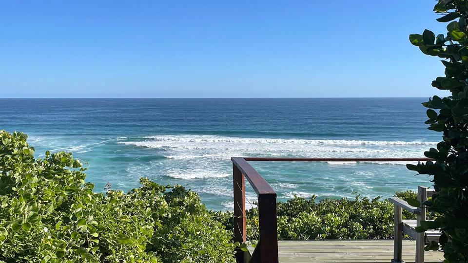 Listing number: P24-116626435, Image number: 3, Communal viewing deck
