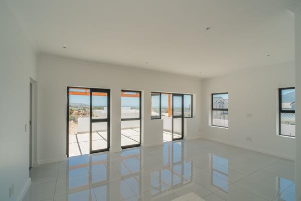 **SOLE EXCLUSIVE MANDATE**

Secure this brand-new, move-in-ready 2-bedroom, 2-bathroom home on an elevated stand in Capri. Enjoy ...