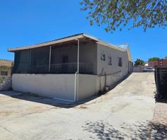 House for sale in Oudtshoorn Central