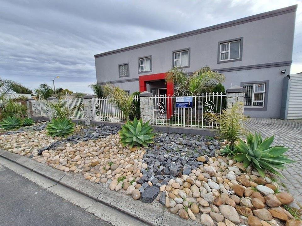 Listing number: P24-114446365, Image number: 1