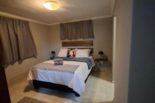 Fully Furnished Self-Catering Apartment | Protea Heights, Brackenfell

Comfortable ...