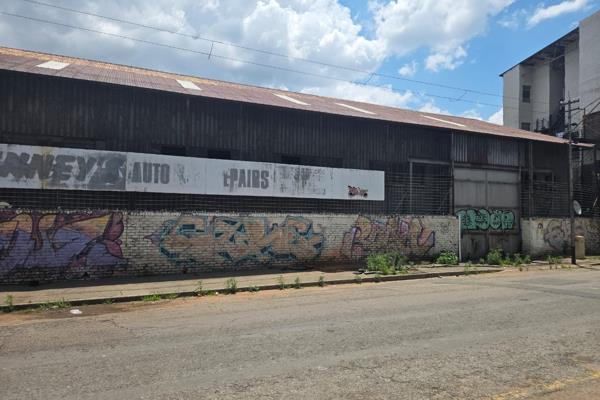 ONLY CASH OFFERS - Unlock an exceptional opportunity in one of Johannesburg’s most historic industrial precincts. Situated in the heart ...