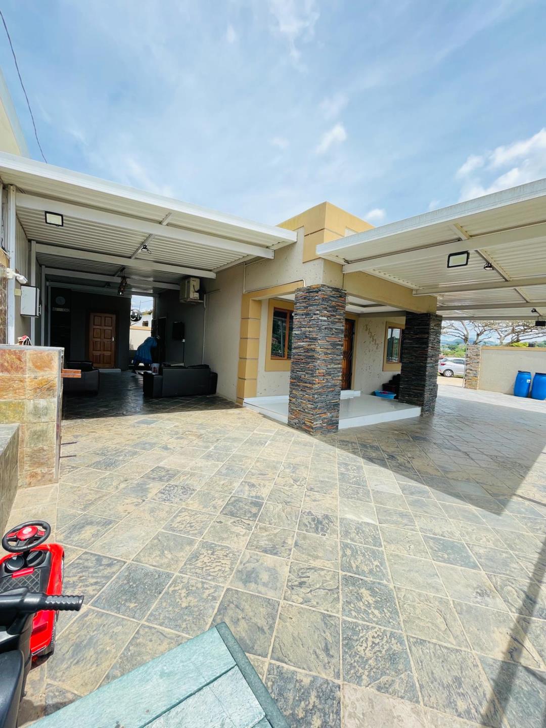 2 Bedroom House for sale in Inanda Congo - P24-116778413
