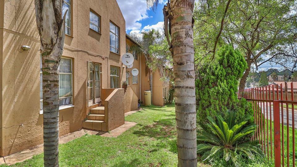 3 Bedroom Apartment / flat for sale in Lindhaven - P24-116773702