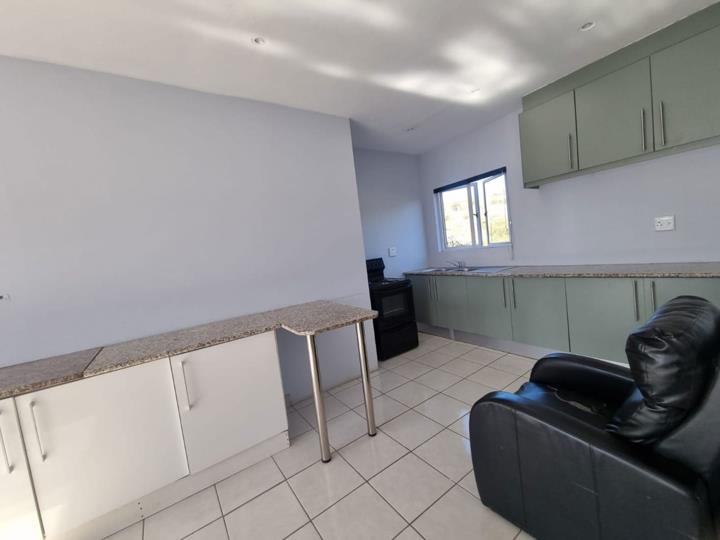 2 Bedroom Apartment / flat to rent in Verulam Central - P24-113145123