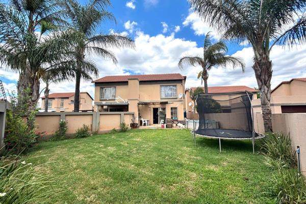 Welcome to your new home!! Situated in a Security Complex in Annlin, close to all amenities.

On show strictly by appointment only!!!

This Spacious Home consists of:
2 Bedrooms with laminated flooring 
1 Full Bathroom ( Shower ...