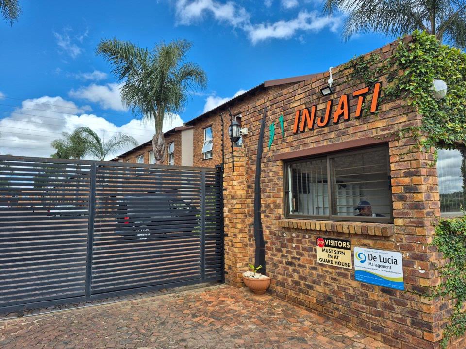 2 Bedroom Townhouse for sale in Glen Marais - 37 Injati Estates, 2 Dann ...