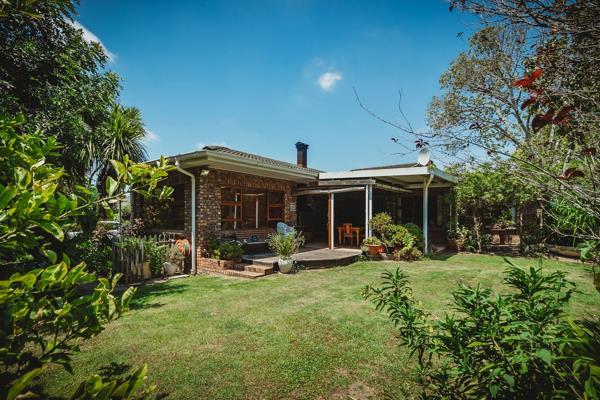 Dual Mandate.

A private panhandle driveway welcomes one to the paved forecourt, with double garage, double carport and ample secure ...