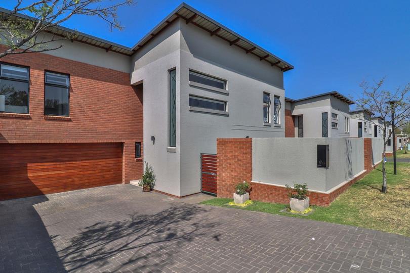 Listing number: P24-116803937, Image number: 2, Image