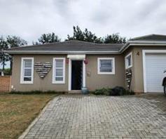 House for sale in Gonubie