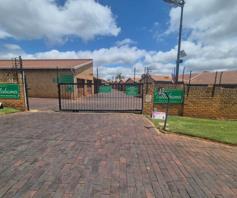 Townhouse for sale in Noordheuwel