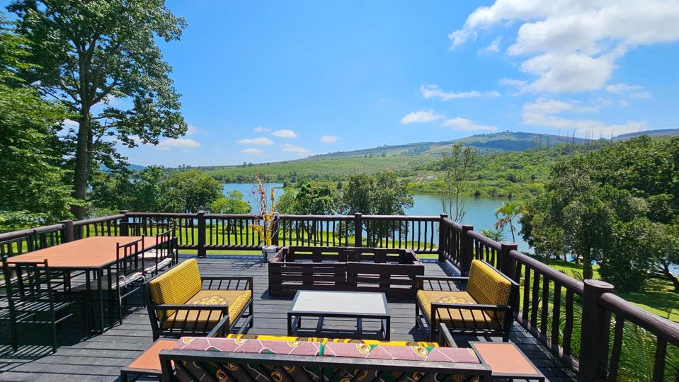 4 Bedroom House for sale in White River Rural - P24-116809618