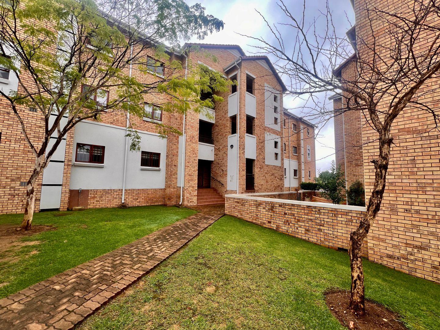 Randpark Ridge Property : Apartments / flats for sale in Randpark Ridge ...