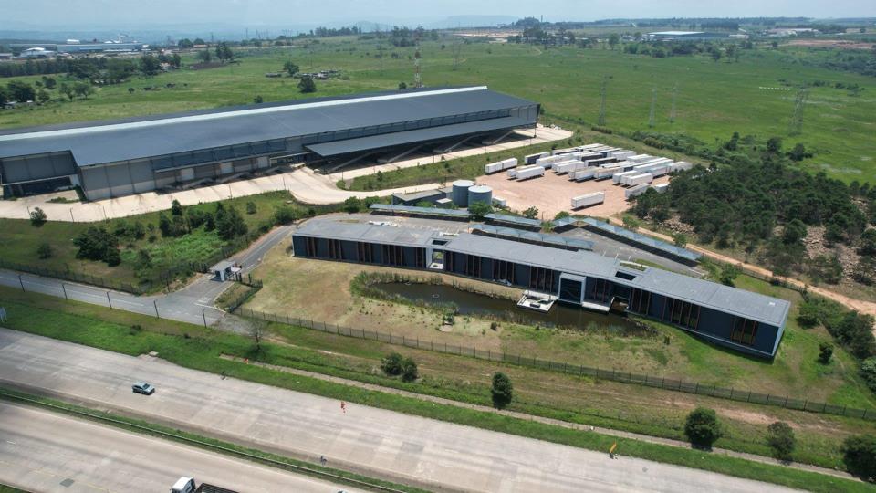 Industrial property to rent in Cato Ridge - P24-116812124