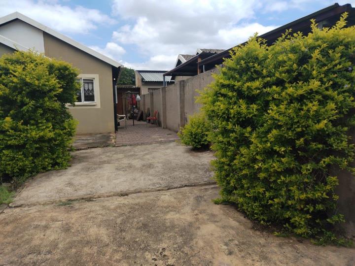 3 Bedroom House for sale in Mahube Valley - P24-116815371