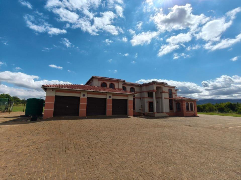 Farm for sale in Rustenburg Rural - P24-116820052