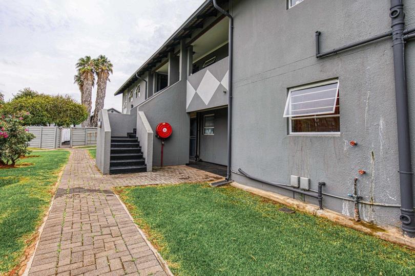 2 Bedroom Apartment / flat for sale in Ridgeway - P24-116820559