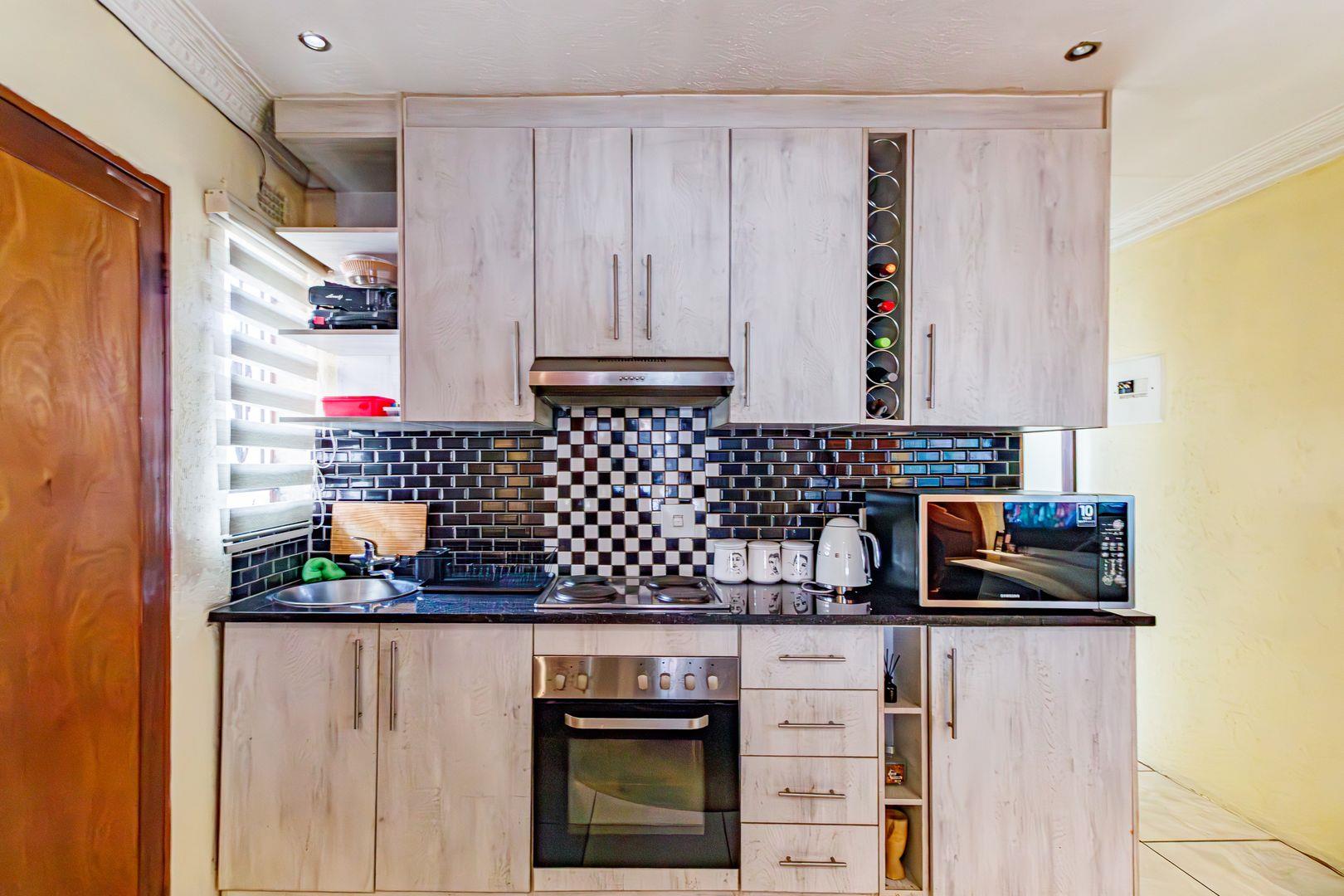 2 Bedroom House for sale in Rabie Ridge - 74 Sunbird Street - P24-116823593