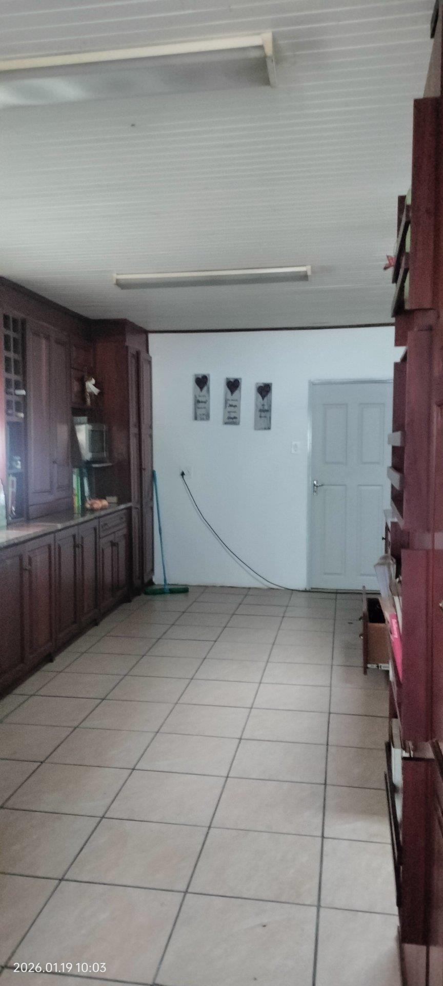 Farm for Sale in Jackaroo AH