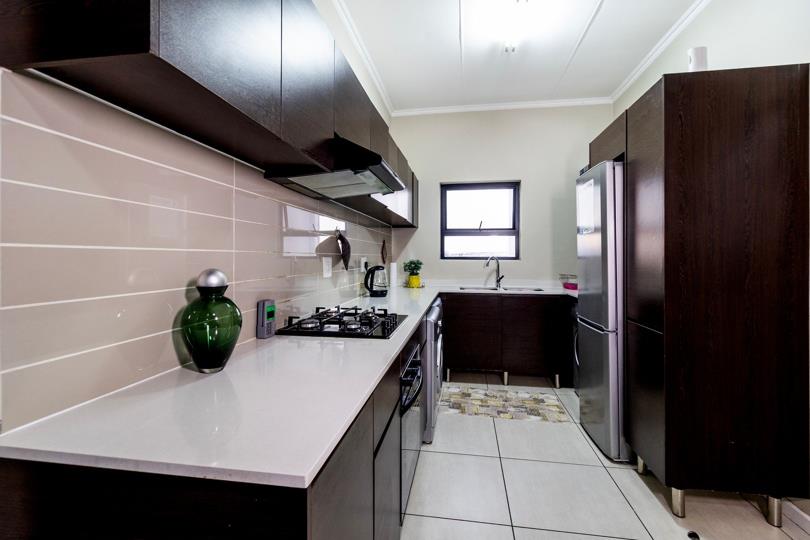 2 Bedroom Apartment / flat for sale in Greenstone Ridge - Gr1 ...