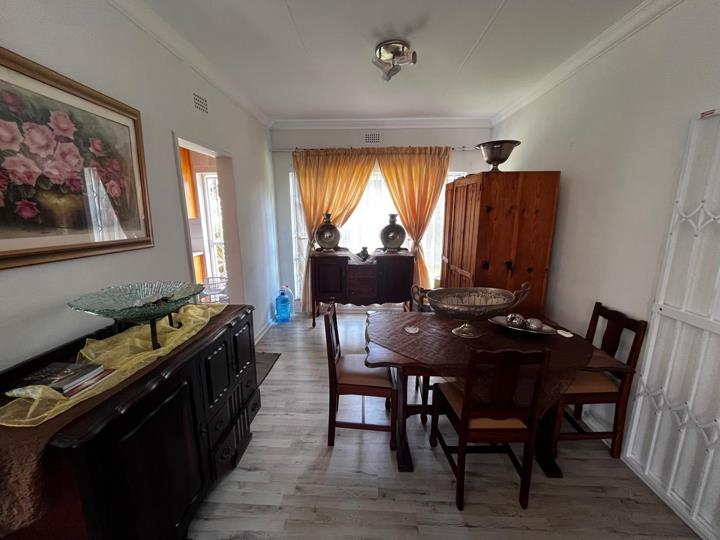 Listing number: P24-116838240, Image number: 2