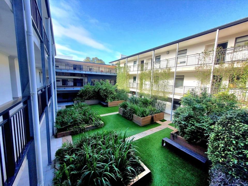 2 Bedroom Apartment / flat for sale in Durbanville Central - 1 Newhaven Street - Durbanville