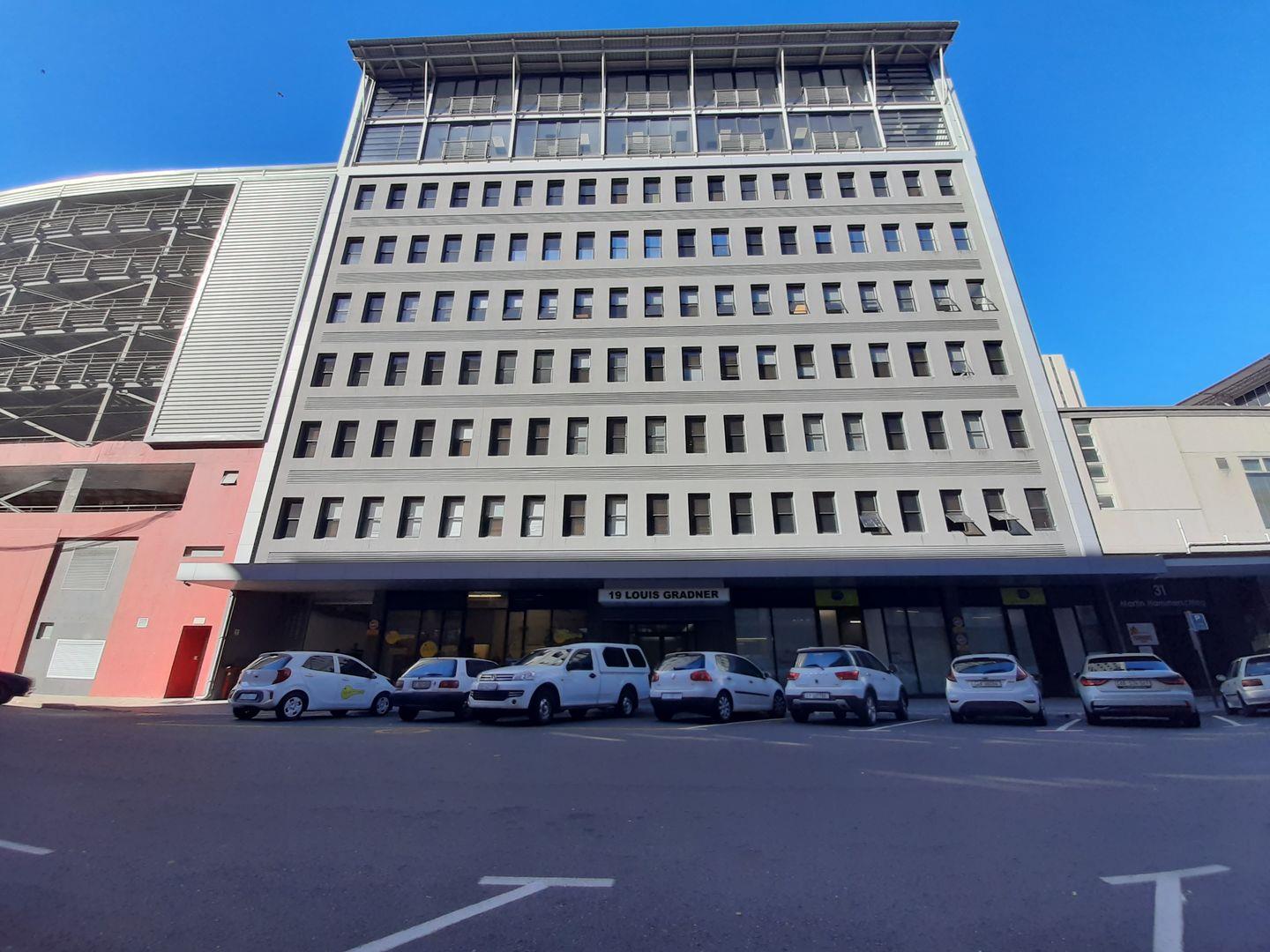 Photo of Commercial property to rent in Foreshore