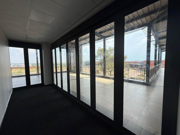 Listing number: P24-117103680, Image number: 2, No Status