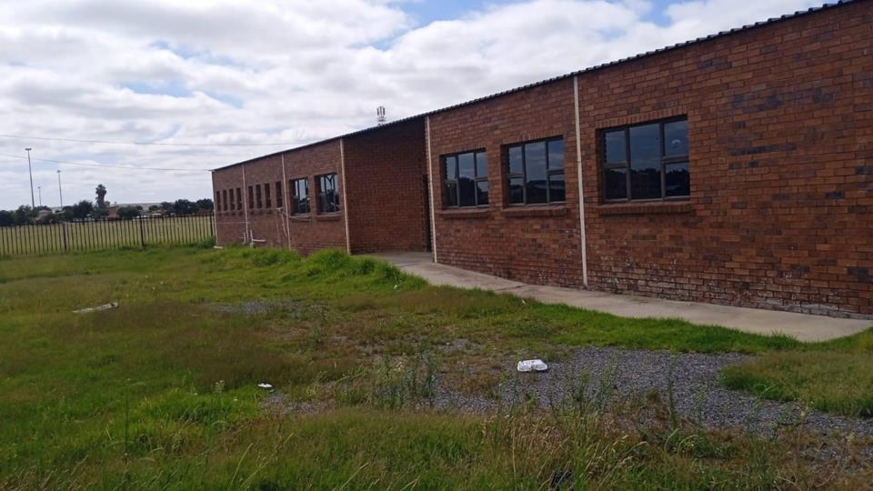 Commercial property for sale in Bronville - P24-116859447