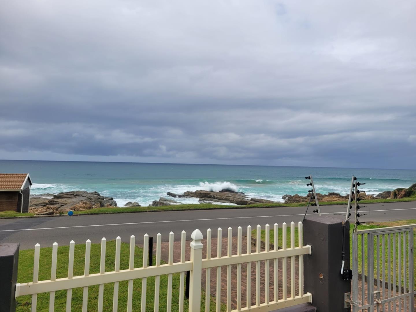 2 Bedroom Apartment / flat for sale in Manaba Beach - P24-116861029