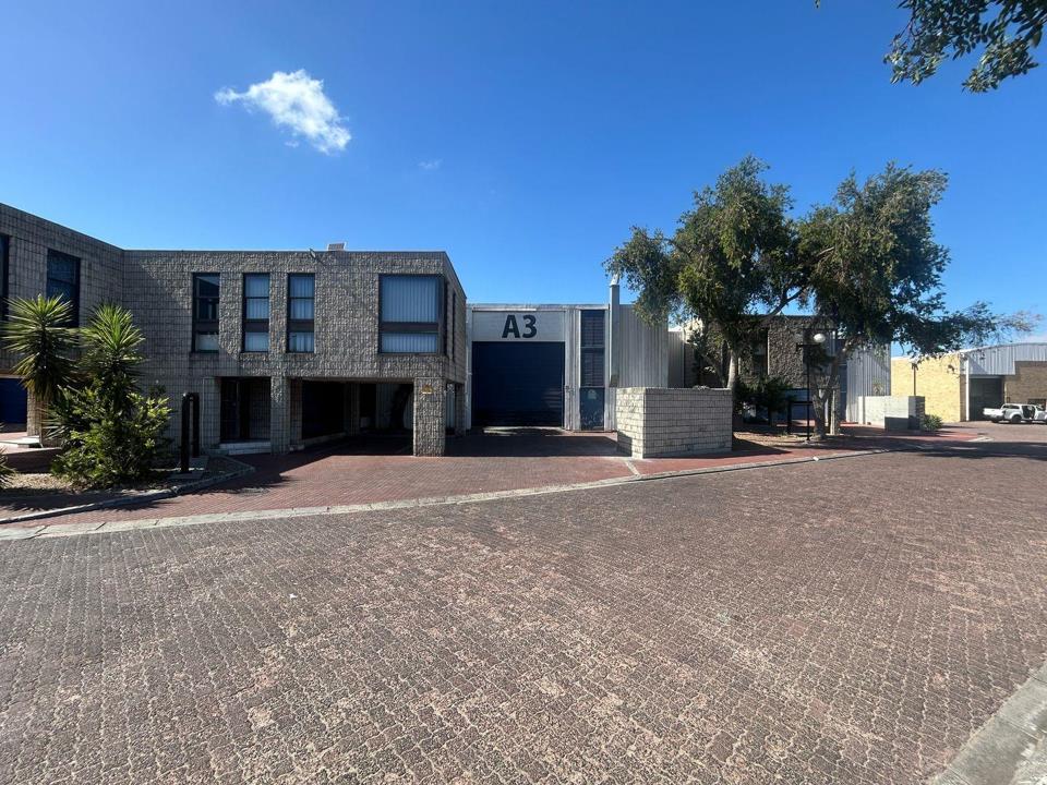 Listing number: P24-116863586, Image number: 1, Image