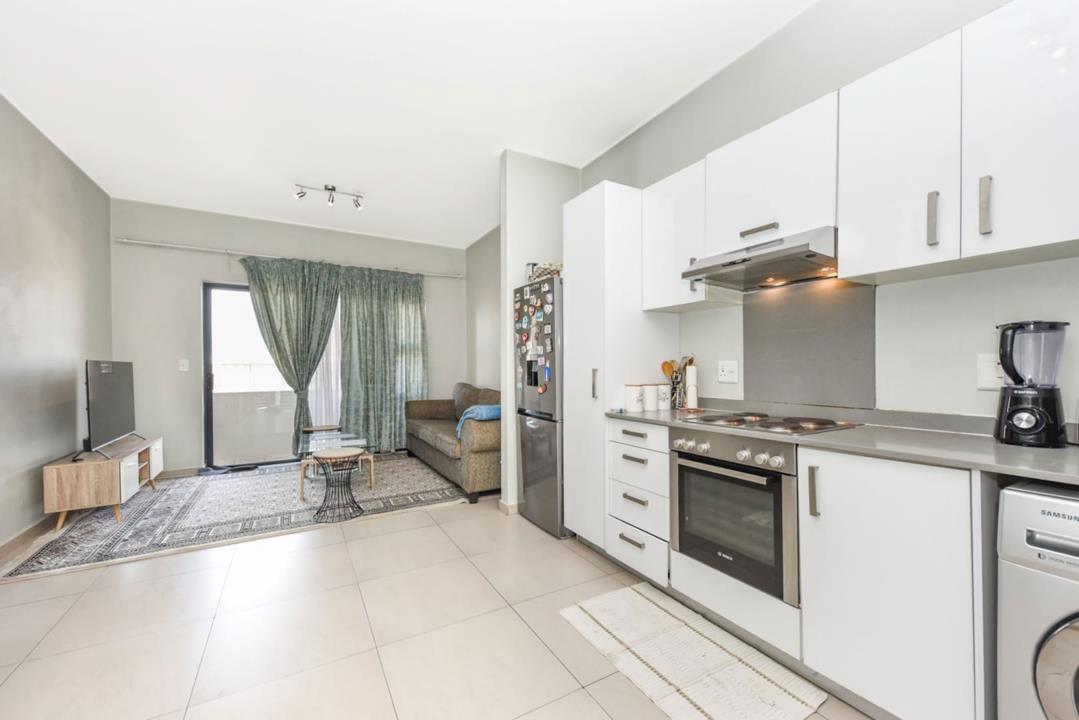 3 Bedroom Apartment / flat for sale in North Riding - P24-116864215