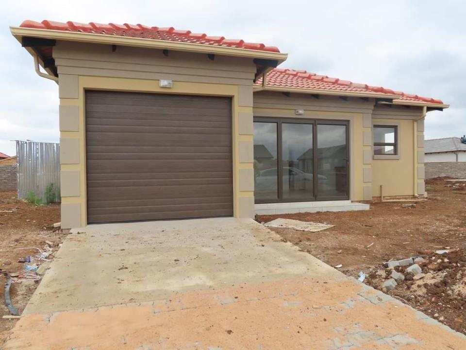 Listing number: P24-117432506, Image number: 1