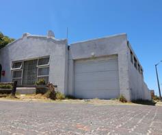 House for sale in New Woodlands