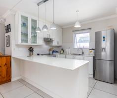 House for sale in Sunningdale