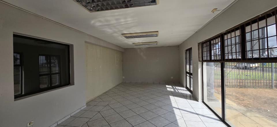 Commercial Property for Sale in Witbank Ext 8