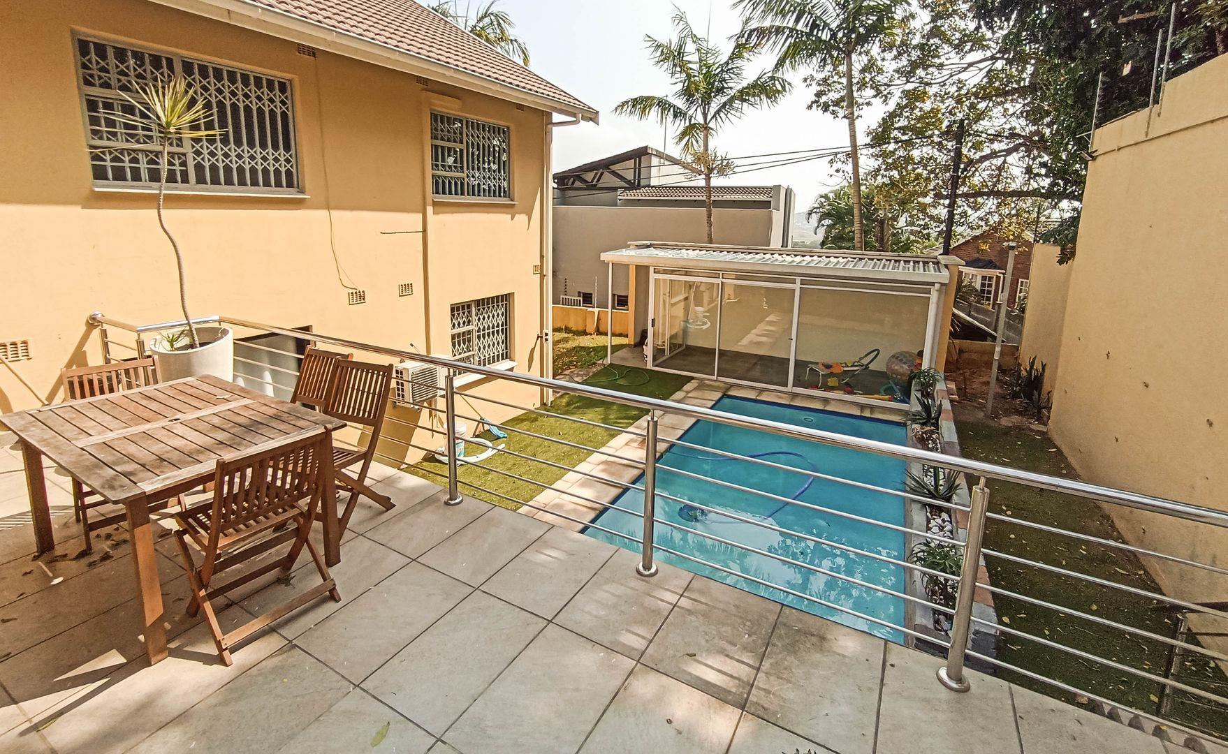 5 Bedroom House for sale in Sunningdale - 6 Youngberry Crescent - P24 ...