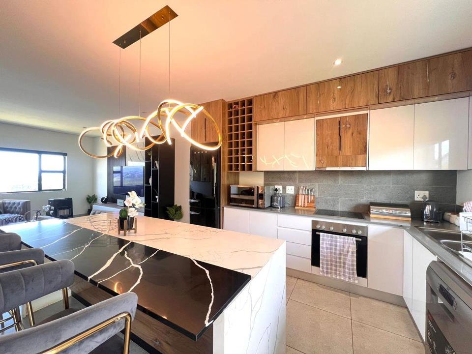 Listing number: P24-116882109, Image number: 1, Image