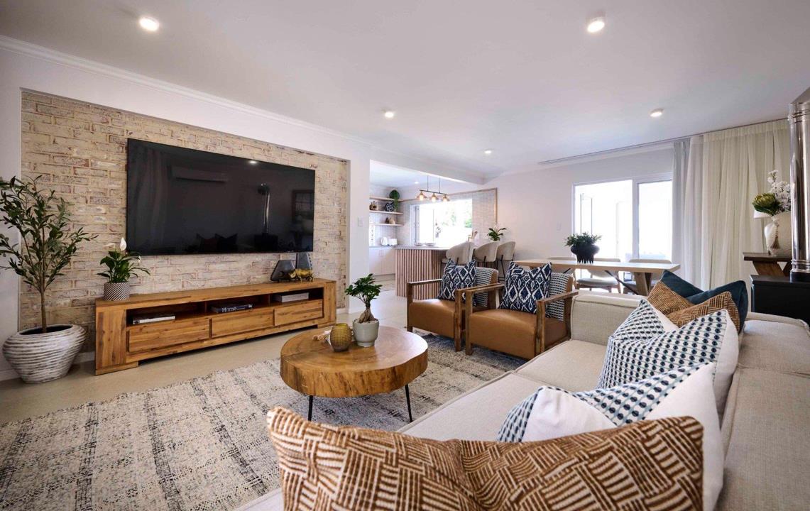 Listing number: P24-116884372, Image number: 1