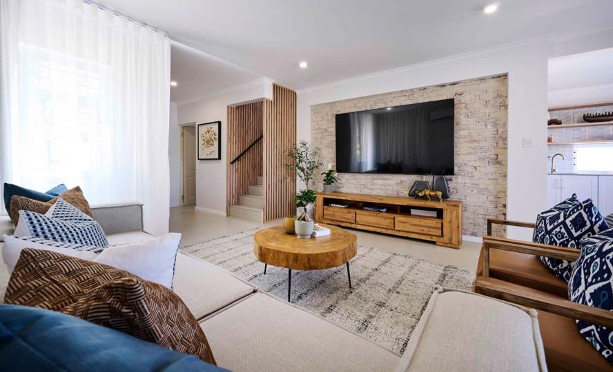 Listing number: P24-116884372, Image number: 2