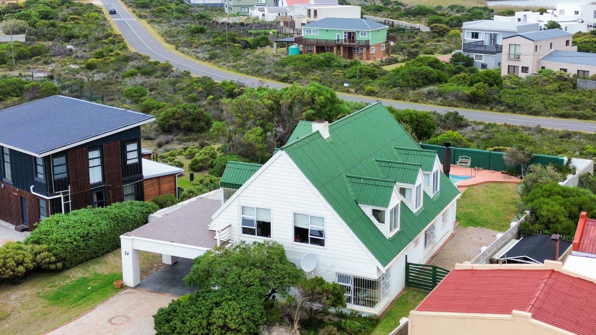 4 Bedroom House for sale in Bettys Bay - 4064 Gladiolus Road - P24 ...